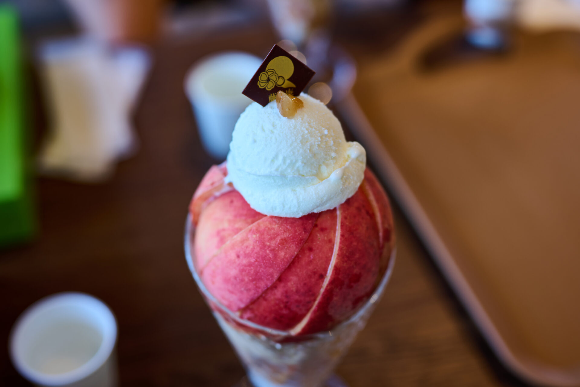 美しいボケが楽しめます